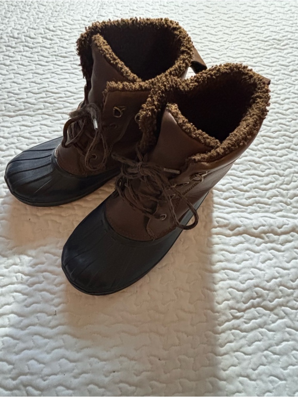 Land’s End Wynn Kids Brown Winter Duck Boots with Faux Fur Lining